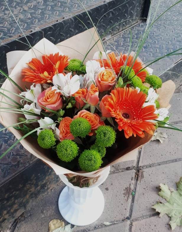 Букет цветов из: Герберы, Хризантемы, Альстромерии и Розы в Ишеевке