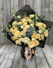 Букет цветов из:  Розы и Лизиантусы в Ишеевке