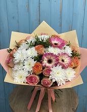 Букет цветов из:  Розы, Герберы и Хризантемы в Ишеевке