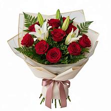 Букет цветов из:  Лилии и Розы в Ишеевке