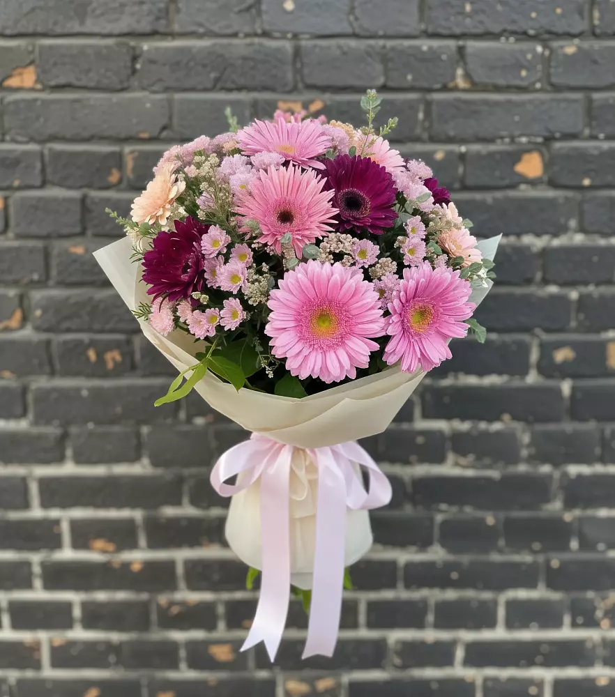 Букет цветов из: Герберы и Хризантемы в Ишеевке