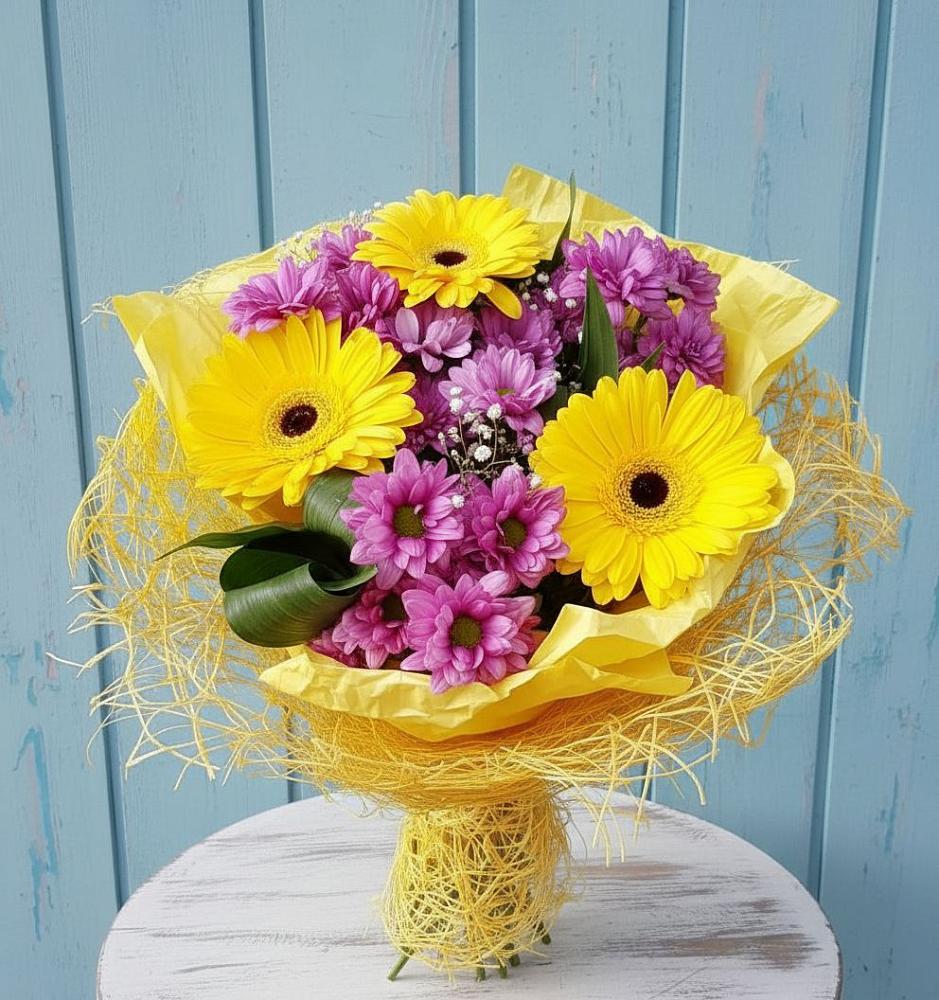 Букет цветов из: Хризантемы и Герберы в Ишеевке