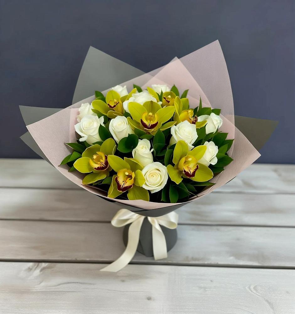 Букет цветов из: Орхидеи и Розы в Ишеевке