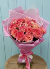 Букет 15 Розовых роз Равель в Ишеевке
