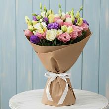 Букет цветов из:  Лизиантусы в Ишеевке