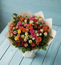 Букет Микс из разноцветных кустовых роз в Ишеевке