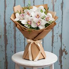 Букет цветов из:  Орхидеи и Розы в Ишеевке